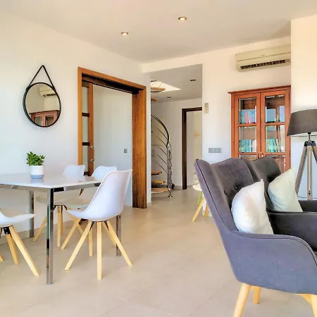 Cofradia Penthouse Apartment *